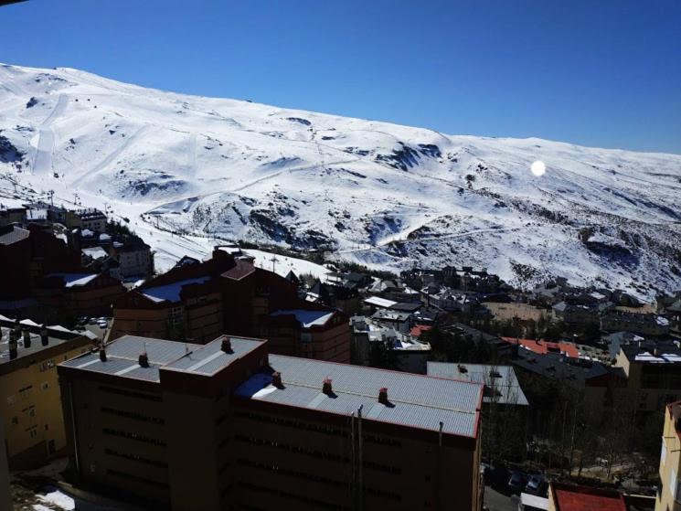 Apartamentos Zona Media Sierra Nevada Eksteriør bilde
